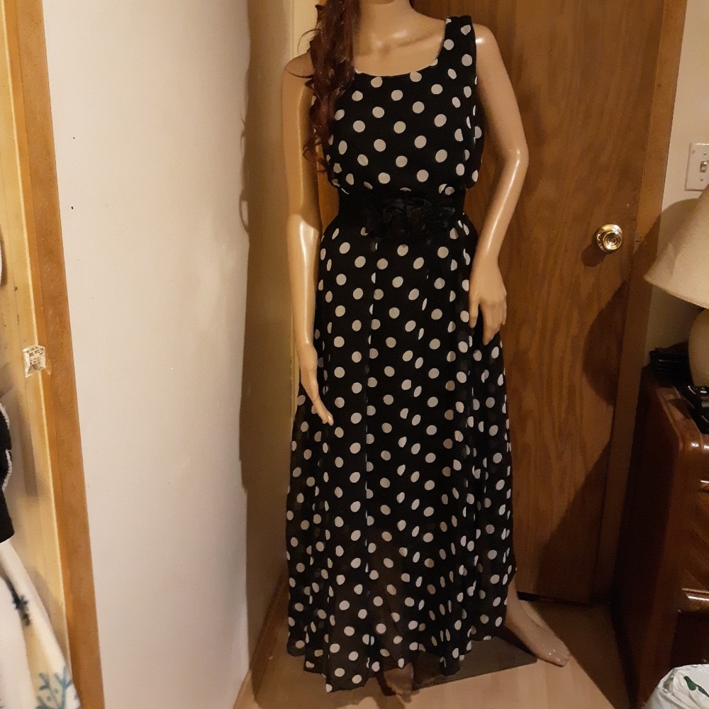 NWOT! Black/White Belted Polka Dot Full Dress Sz S